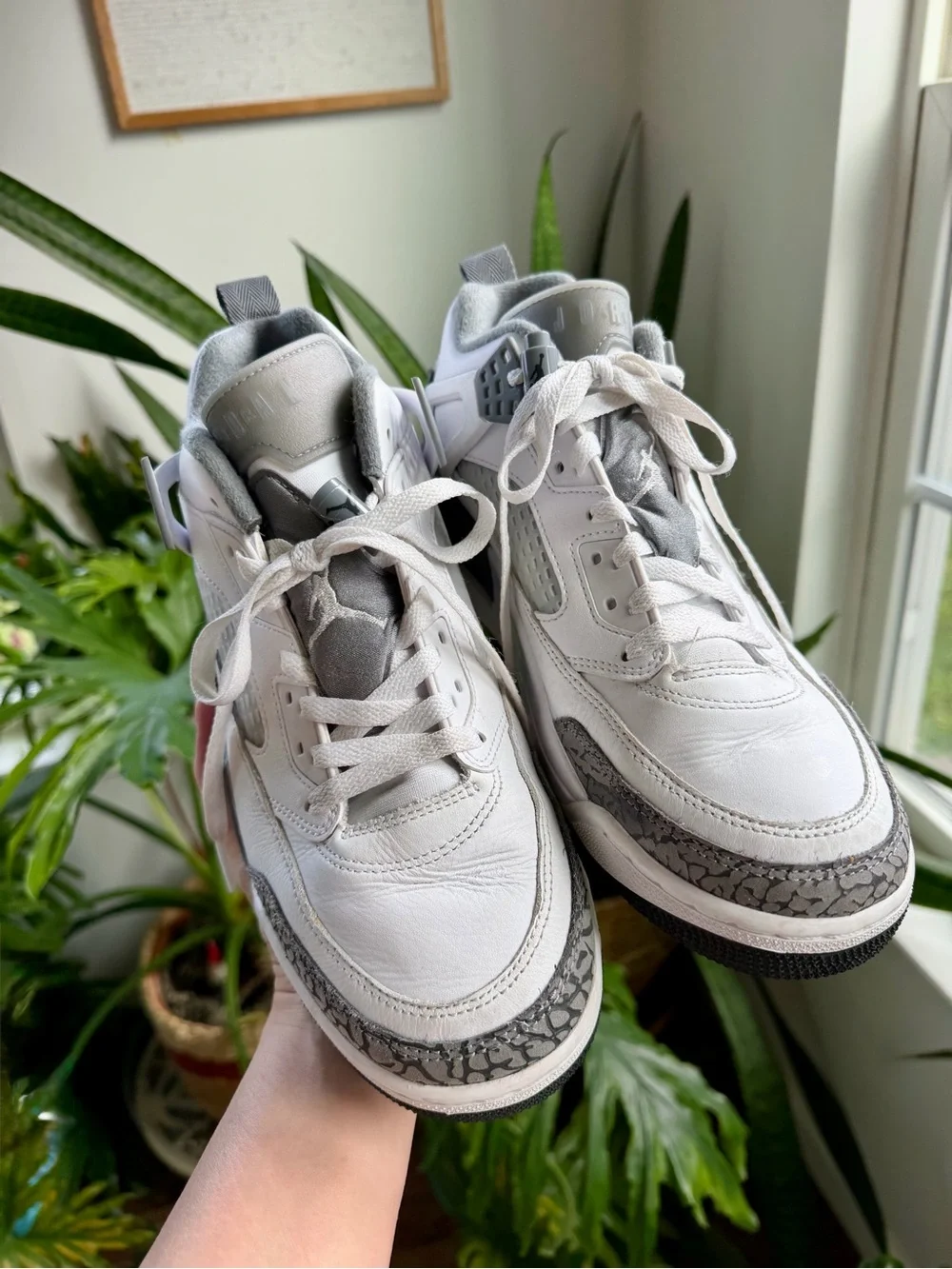 Jordan sneakers white